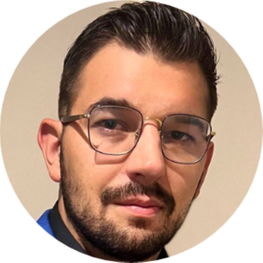 hubspot-profile-picture-karol-kupczak-flash-logistic-300x300