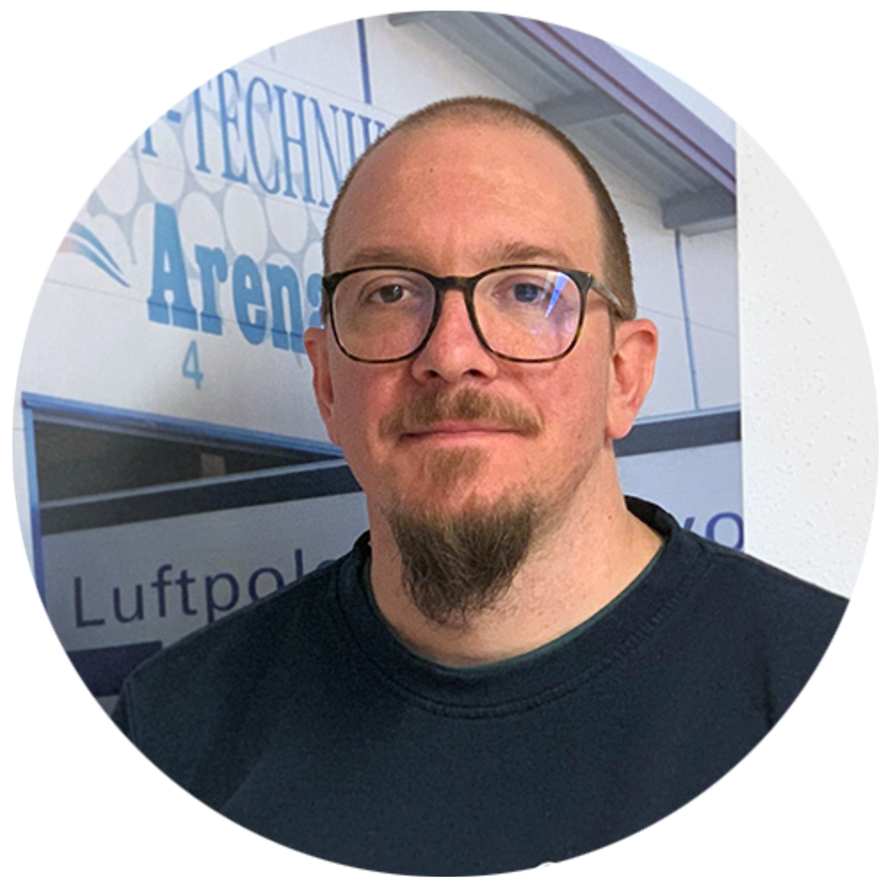 Florian Schlagintweit - zást. vedoucího logistiky u firmy Oldenburg Kunststoff-Technik GmbH